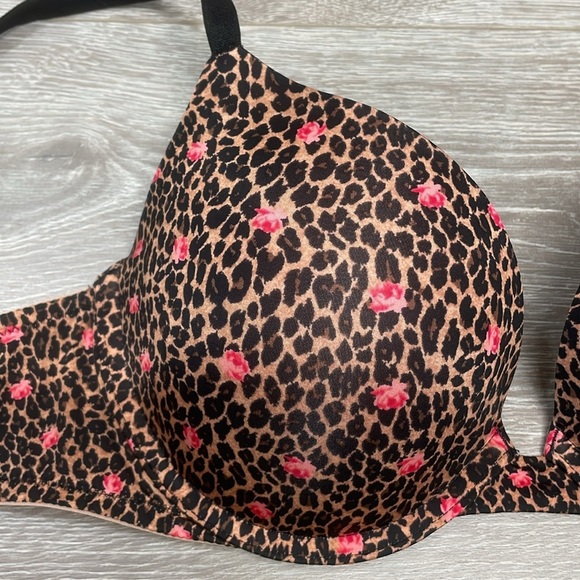 Victoria’s Secret Push-Up Bra Cheetah Rose Animal Print 34D - Picture 4 of 15